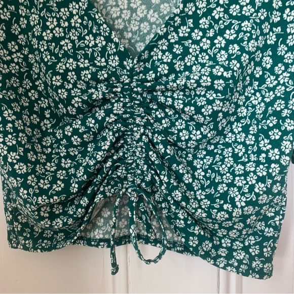 H&M Dark Green Floral Drawstring Top - Picture 13 of 15